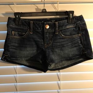 American Eagle stretch shorts